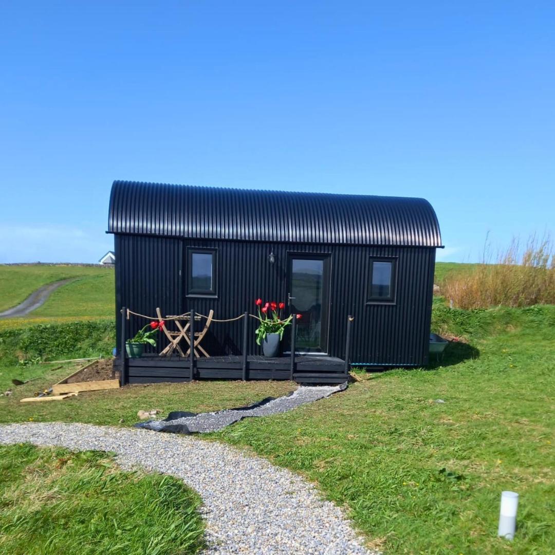 Villa Wild Meadow Huts Doolin Exterior foto