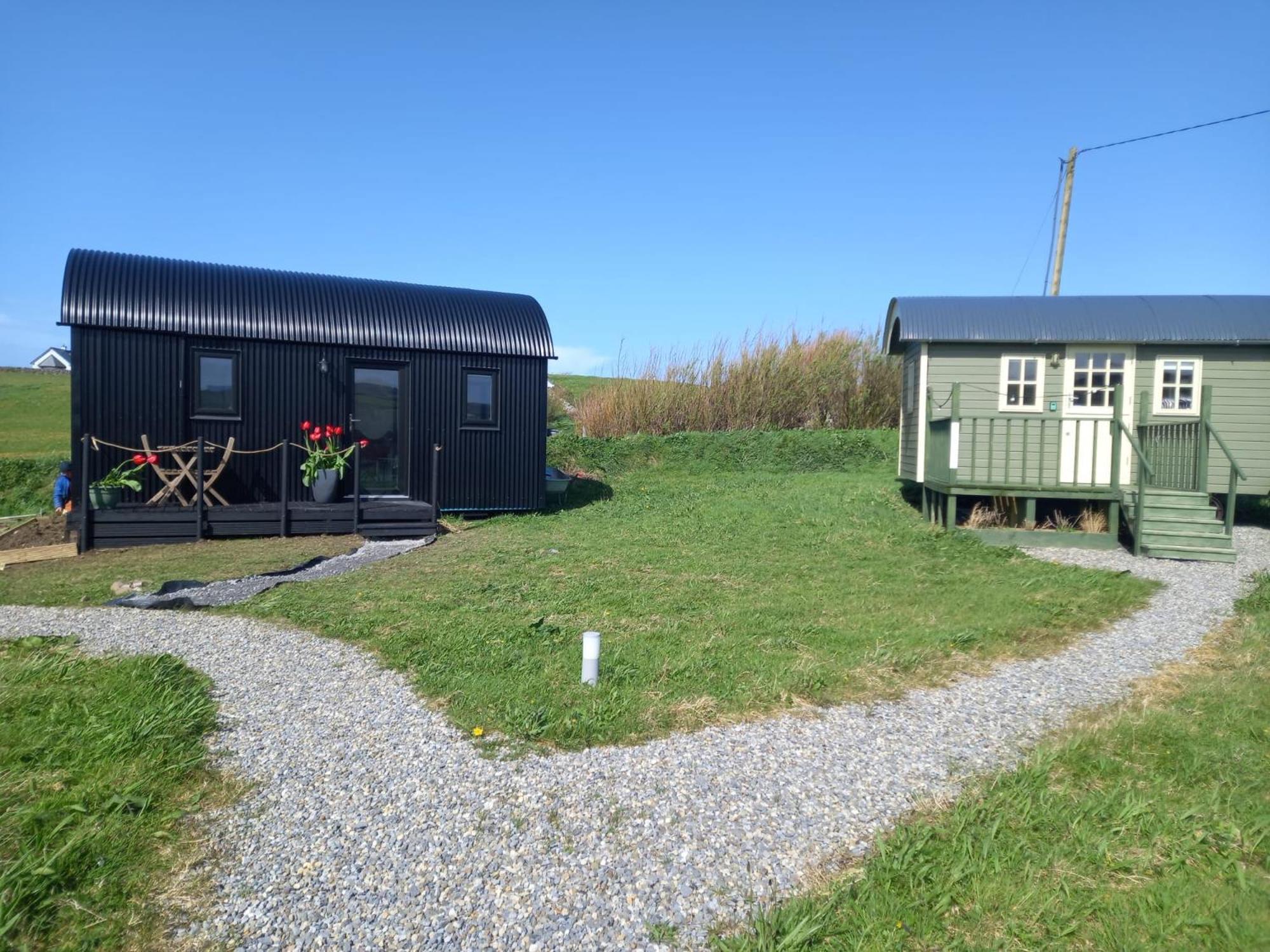 Villa Wild Meadow Huts Doolin Exterior foto