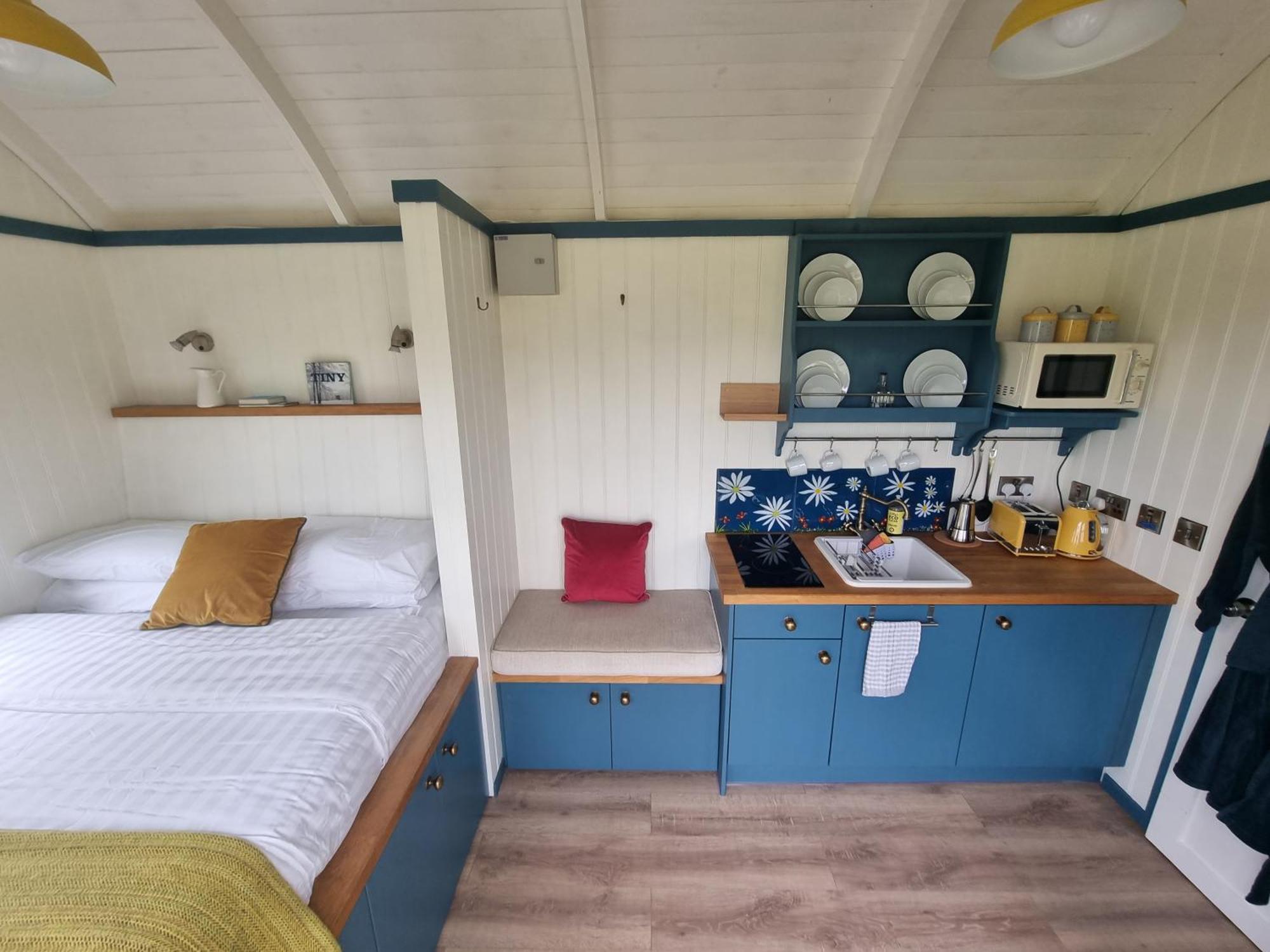 Villa Wild Meadow Huts Doolin Exterior foto