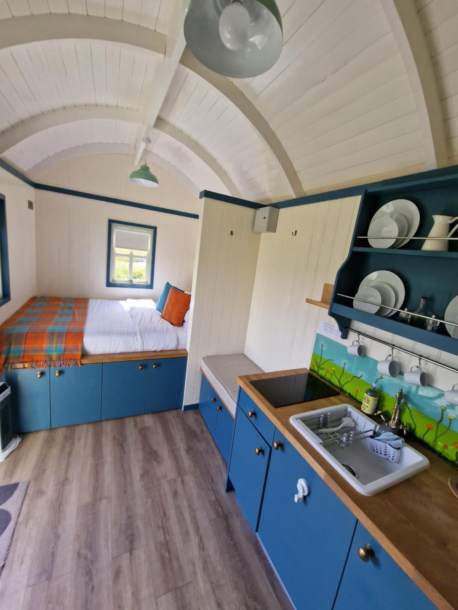 Villa Wild Meadow Huts Doolin Exterior foto